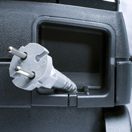 Le cordon d'alimentation de l'aspirateur est en mauvais état