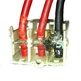 Le câblage du lave-vaisselle est abîmé